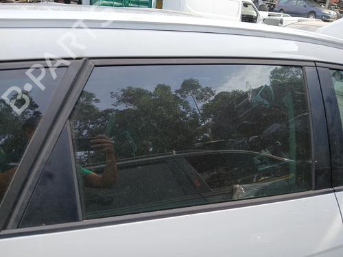 Rear right door window SEAT LEON ST (5F8) 1.6 TDI 4Drive BP28291932C21