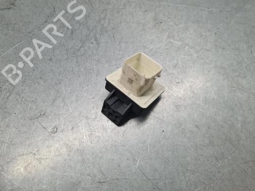 Used Electronic module RENAULT CLIO V (B7_) 1.5 Blue dCi 85 (B7AG) (86 hp) 28326823
