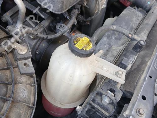 Expansion tank TOYOTA HILUX VII Pickup (_N1_, _N2_, _N3_) 2.5 D-4D 4WD (KUN25) BP28326831C120
