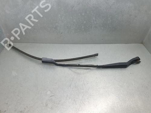 Front windshield wiper arm PEUGEOT 3008 II SUV (MC_, MR_, MJ_, M4_) 1.5 BlueHDi 130 | BP28359981C143 