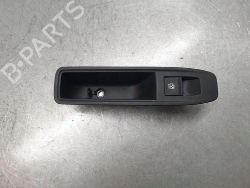 Mando elevalunas trasero izquierdo RENAULT CLIO V (B7_) 1.6 E-TECH 145 (B7MU) (143 hp) 28384282
