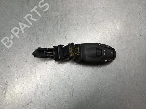 Comandi al volante MERCEDES-BENZ A-CLASS (W177) A 180 d (177.003) (116 hp) 28440118