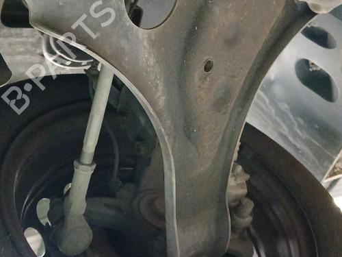 Used Right front suspension arm RENAULT TWINGO III (BCM_, BCA_) 1.0 SCe 65 (BCMJ) (65 hp) 28483443