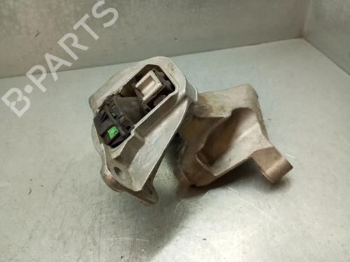 Used Engine mount NISSAN MICRA V (K14) 1.0 (73 hp) 28483561
