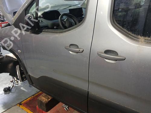 Left front door PEUGEOT RIFTER 1.5 BlueHDi 130 | BP28539055C2