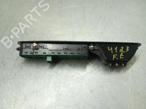 Left front window switch RENAULT MEGANE III Hatchback (BZ0/1_, B3_) 1.5 dCi (BZ1G, BZ1W, BZ0R) | BP28579419I27 