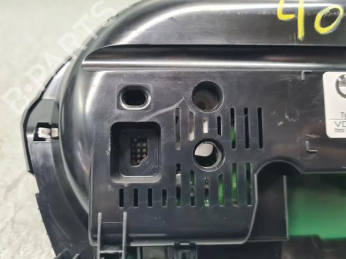 Instrument cluster BMW 1 (F21) 120 i | BP27983894C47 