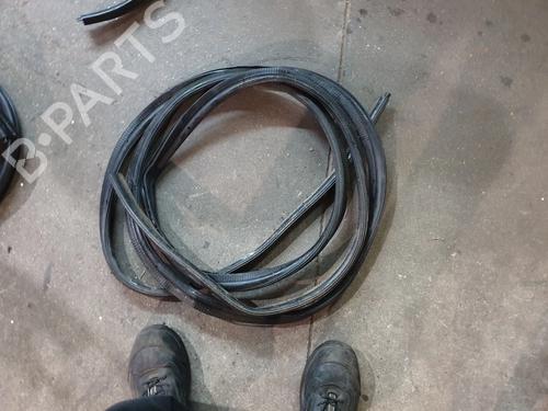 Used Rubber door seal NISSAN NV300 Kombi (X82) 2.0 dCi 120 (120 hp) 28600148
