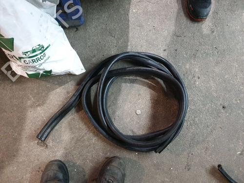 Used Rubber door seal NISSAN NV300 Kombi (X82) 2.0 dCi 120 (120 hp) 28600149