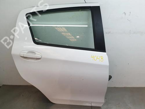 Used Right rear door TOYOTA YARIS (_P13_) 1.0 (KSP130_, KSP130) (69 hp) 28683118