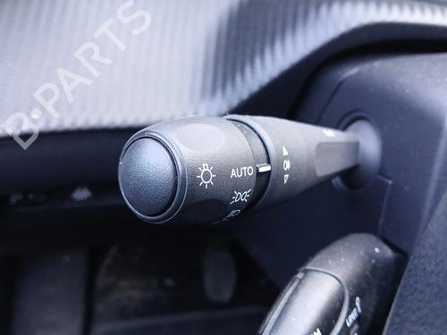 Used Squib airbag PEUGEOT 208 II (UB_, UP_, UW_, UJ_) 1.2 PureTech 100 (101 hp) 28715152