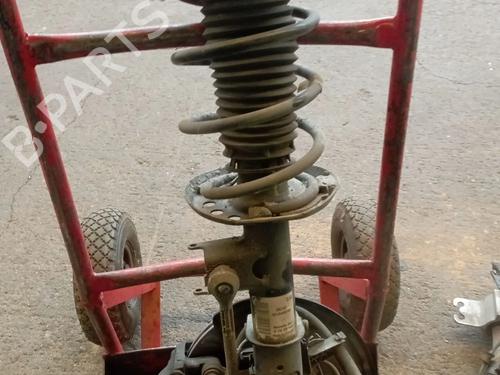 Used Right front shock absorber MERCEDES-BENZ A-CLASS (W176) A 160 CDI / d (176.011) (90 hp) 28961986
