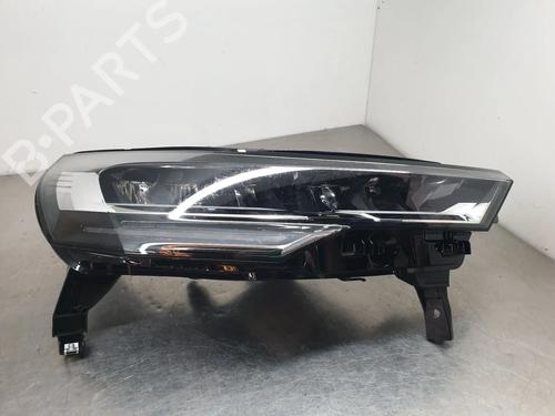 Used Right headlight RENAULT CAPTUR II (HF_) 1.0 TCe 90 ECO-G (HFM6) (91 hp) 29166250
