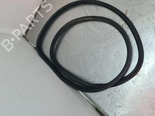 Used Rubber door seal CITROËN C3 III (SX) 1.2 VTi 82 (82 hp) 29186156