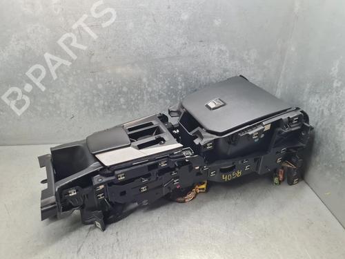 Used Armrest / Center console DS DS 4 II (FR_, FB_, F3_, FP_) BlueHDi 130 (FBYHZT) (130 hp) 29213827