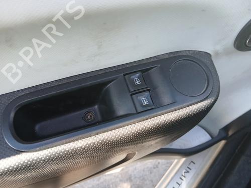 Used Left front window switch RENAULT TWINGO III (BCM_, BCA_) 1.0 SCe 70 (71 hp) 29271461