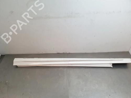 Used Left sideskirt MERCEDES-BENZ C-CLASS (W205) C 200 d (205.001) (160 hp) 29378090