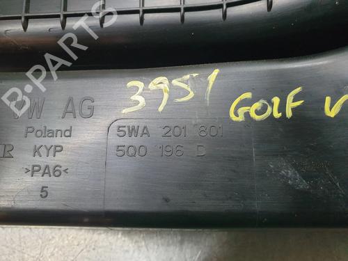 Andre VW GOLF VIII Variant (CG5, DB5) 1.5 eTSI | BP29378669O1 