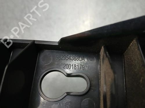 Kofangerbeslag bag OPEL CORSA F (P2JO) 1.5 (68) | BP29429636C159 