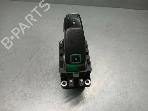 Used Gear lever PEUGEOT 2008 II (UD_, US_, UY_, UJ_, UR_, UC_) 1.5 BlueHDI 130 (131 hp) 21588980