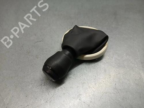 Gearknop RENAULT TWINGO III (BCM_, BCA_) 1.0 SCe 65 (BCMJ) (65 hp) 29434655