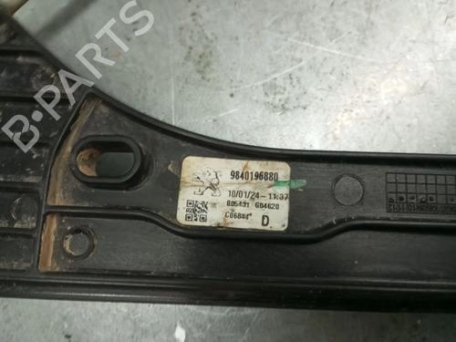 Front right window mechanism PEUGEOT 3008 II SUV (MC_, MR_, MJ_, M4_) 1.2 Hybrid 136 (MRHPYE) | BP28125972C23 