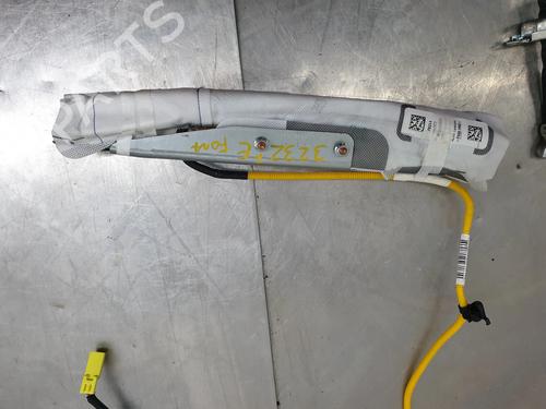 Used Left seat airbag TOYOTA YARIS (_P21_, _PA1_, _PH1_) 1.5 (MXPA11) (125 hp) 29489987