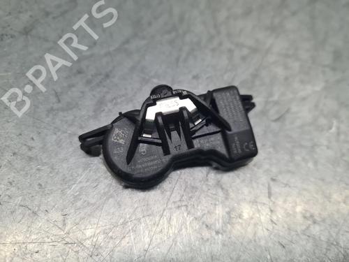 Used Electronic module RENAULT MEGANE IV Hatchback (B9A/M/N_) 1.2 TCe 100 (B9MS) (100 hp) 29568025