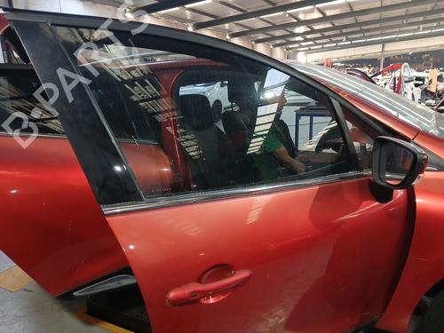 Right front door RENAULT CLIO IV Grandtour (KH_) 0.9 TCe 90 | BP29589271C3