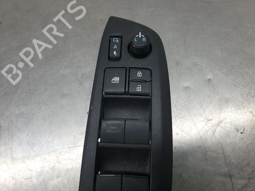 Left front window switch TOYOTA YARIS CROSS (MXP_) 1.5 Hybrid All-wheel Drive (MXPJ15) | BP26377510I27
