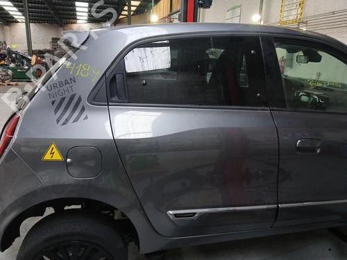 Dør højre bagtil RENAULT TWINGO III (BCM_, BCA_) Z.E: (BCA1) (82 hp) 29698096