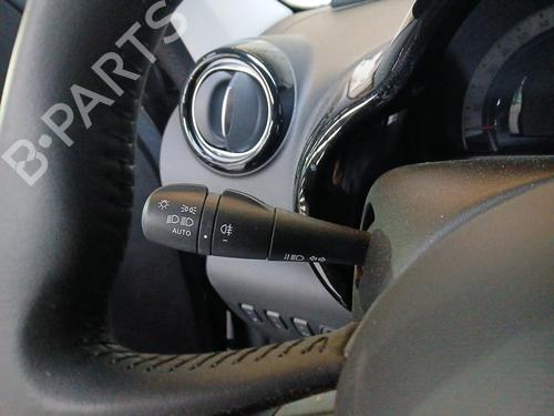 Used Headlight switch RENAULT TWINGO III (BCM_, BCA_) Z.E: (BCA1) (82 hp) 29698110
