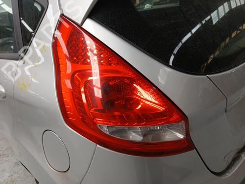 Used Left taillight FORD FIESTA VI (CB1, CCN) 1.4 TDCi (70 hp) 29711457