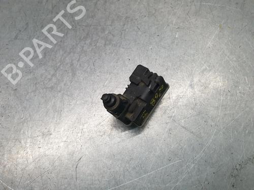 Fuel door actuator PEUGEOT 208 II (UB_, UP_, UW_, UJ_) 1.5 BlueHDI 100 | BP29726374E18 