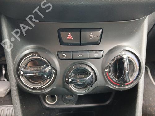 Used Climate control PEUGEOT 208 I (CA_, CC_) 1.2 VTI 82 (82 hp) 29732173