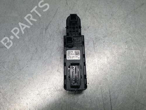 Left front window switch PEUGEOT 3008 II SUV (MC_, MR_, MJ_, M4_) 2.0 BlueHDi 180 | BP27549238I27 