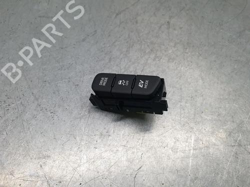 Switch TOYOTA YARIS CROSS (MXP_) 1.5 Hybrid All-wheel Drive (MXPJ15) | BP29747617I30 