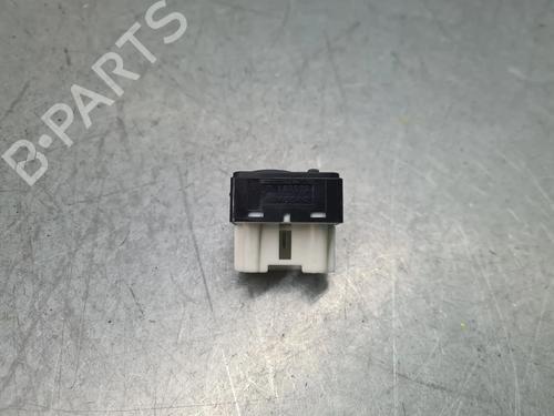 Switch MITSUBISHI MIRAGE / SPACE STAR VI Hatchback (A0_A) 1.2 | BP29749761I30 