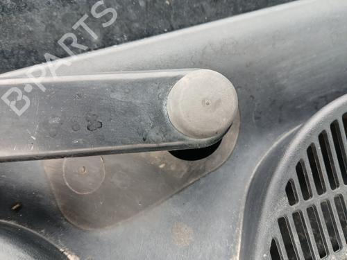 Essuie-glace moteur avant FORD FIESTA VI (CB1, CCN) 1.4 TDCi (68 hp) 29751596