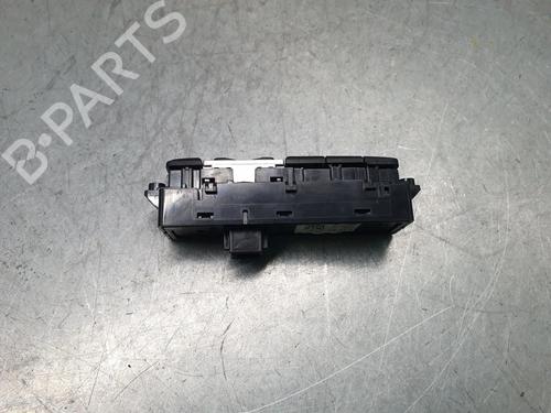 Switch BMW X1 (F48) sDrive 18 d | BP29806773I30 