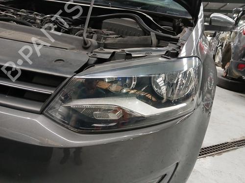 Used Left headlight VW POLO V (6R1, 6C1) 1.6 TDI (90 hp) 32480699