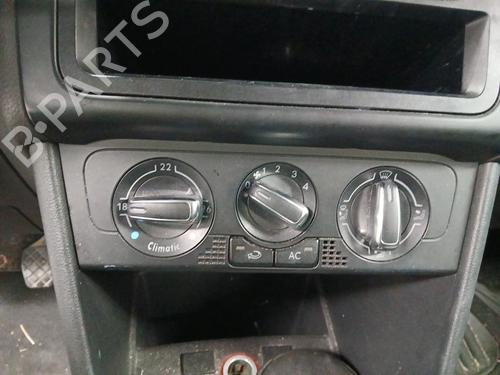 AC-Styringsenhed/Manøvreenhed VW POLO V (6R1, 6C1) 1.6 TDI (90 hp) 29878159