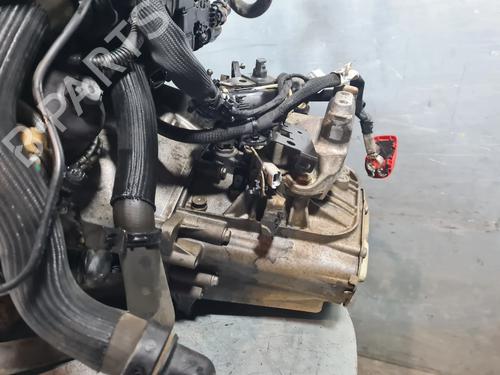 Używane Skrzynia biegów PEUGEOT EXPERT Van (V_) 1.6 BlueHDi 115 (115 hp) 29886803
