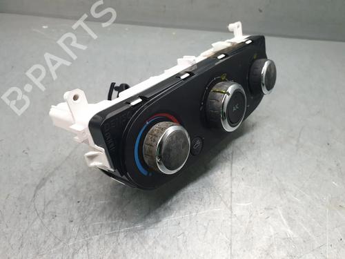 Climate control RENAULT CAPTUR I (J5_, H5_) 1.5 dCi 90 (J5N4, J5M5, J5MW, J5M6, J5AL, J5AJ) | BP25773718I5 