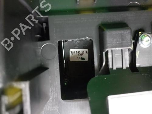 Armlæn RENAULT CAPTUR II (HF_)  | BP29944618I20