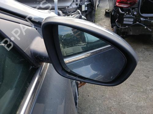 Bakspejl Højre RENAULT MEGANE IV Hatchback (B9A/M/N_) 1.5 Blue dCi 115 (B9A6) (116 hp) 29958551