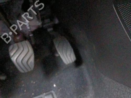 Used Pedal RENAULT MEGANE IV Hatchback (B9A/M/N_) 1.5 Blue dCi 115 (B9A6) (116 hp) 29958575