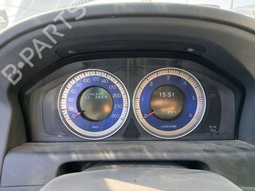 Used Instrument cluster VOLVO XC60 I SUV (156) D3 / D4 (163 hp) 30063248