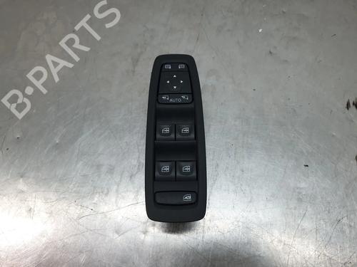 Pulsantiera anteriore sinistra RENAULT MEGANE IV Grandtour (K9A/M/N_) E-TECH 160 (K9NH) (158 hp) 30077998