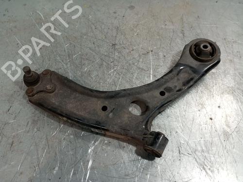 Used Right front suspension arm HYUNDAI TUCSON (TL, TLE) 1.7 CRDi (141 hp) 26241832